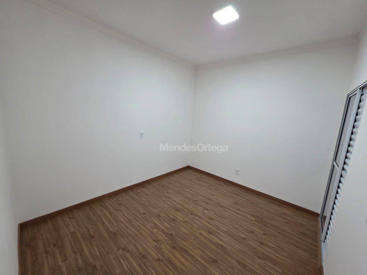 Casa à venda com 3 quartos, 122m² - Foto 15
