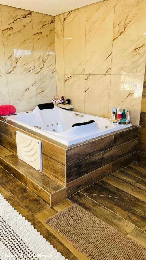 Casa à venda com 4 quartos, 650m² - Foto 16
