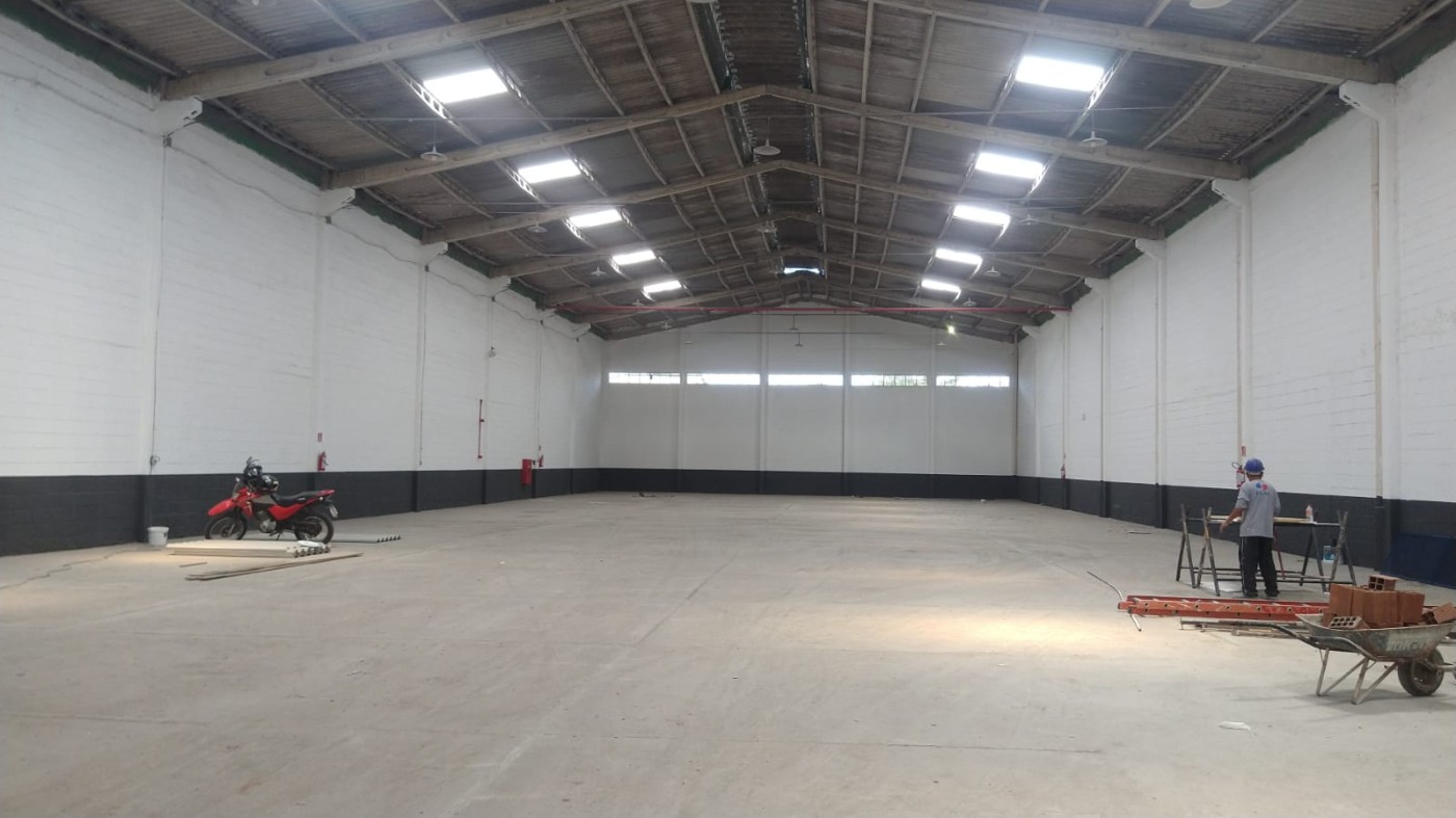 Depósito-Galpão-Armazém para alugar com 1 quarto, 1600m² - Foto 6