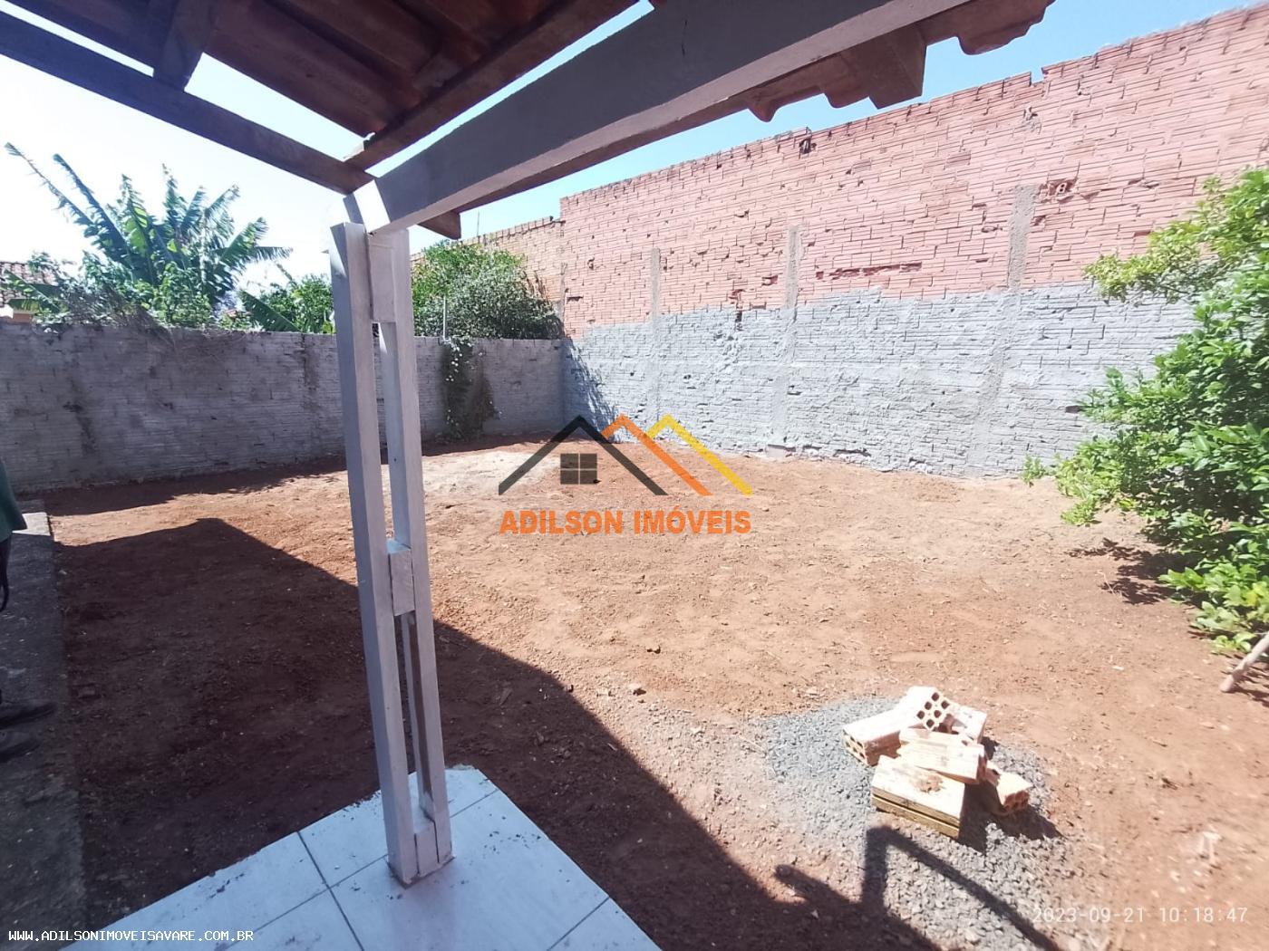 Casa à venda com 2 quartos, 47m² - Foto 9
