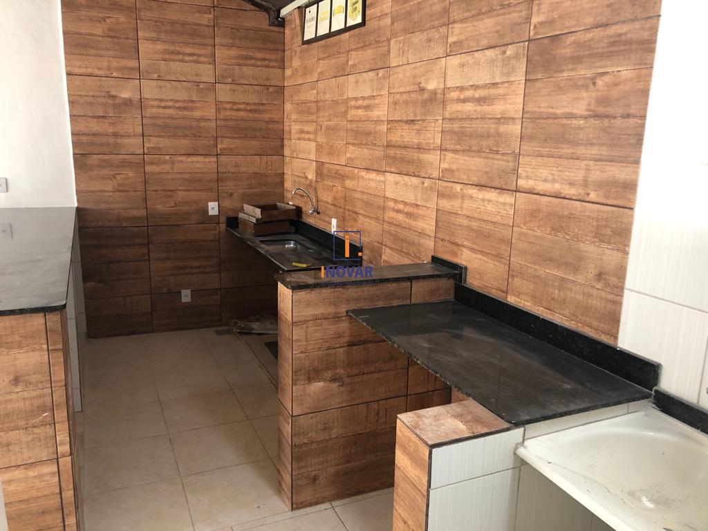 Casa à venda com 2 quartos, 180m² - Foto 18