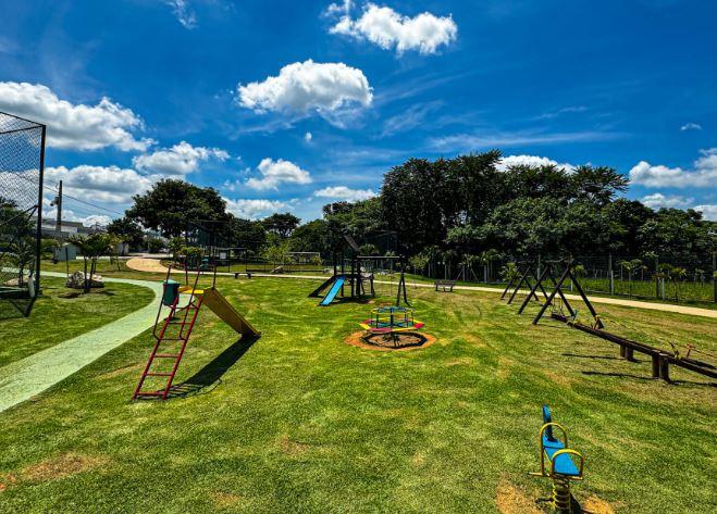 Casa de Condomínio à venda com 3 quartos, 115m² - Foto 2