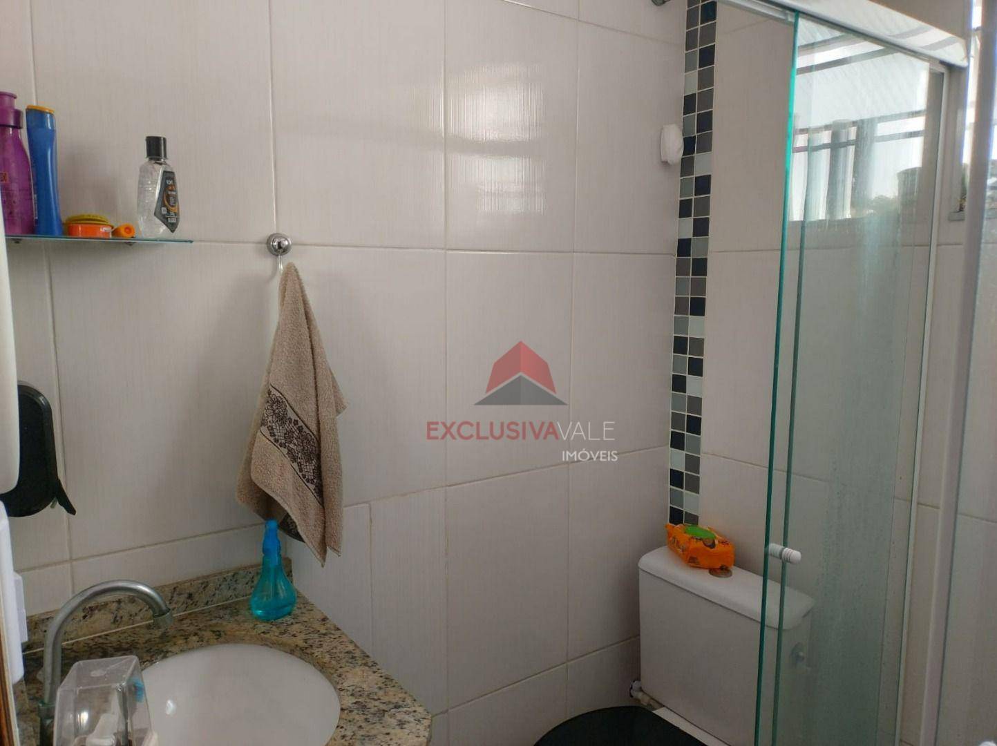 Casa à venda com 3 quartos, 90m² - Foto 11