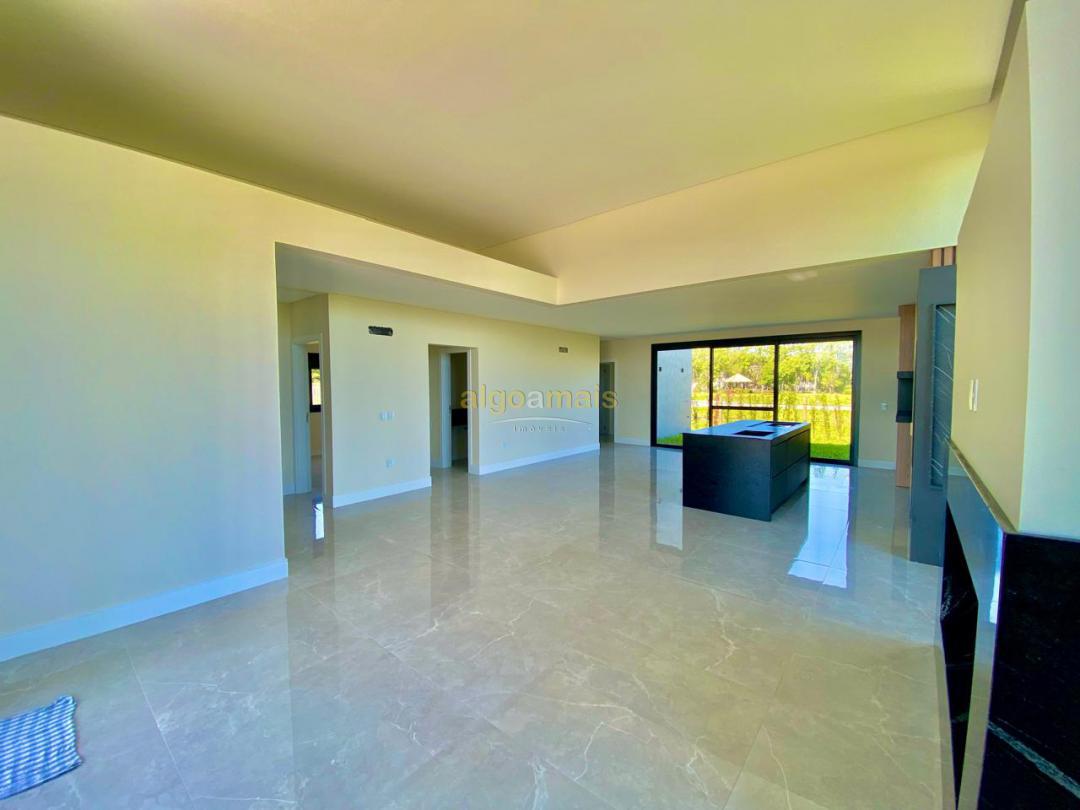 Casa de Condomínio à venda com 4 quartos, 190m² - Foto 28