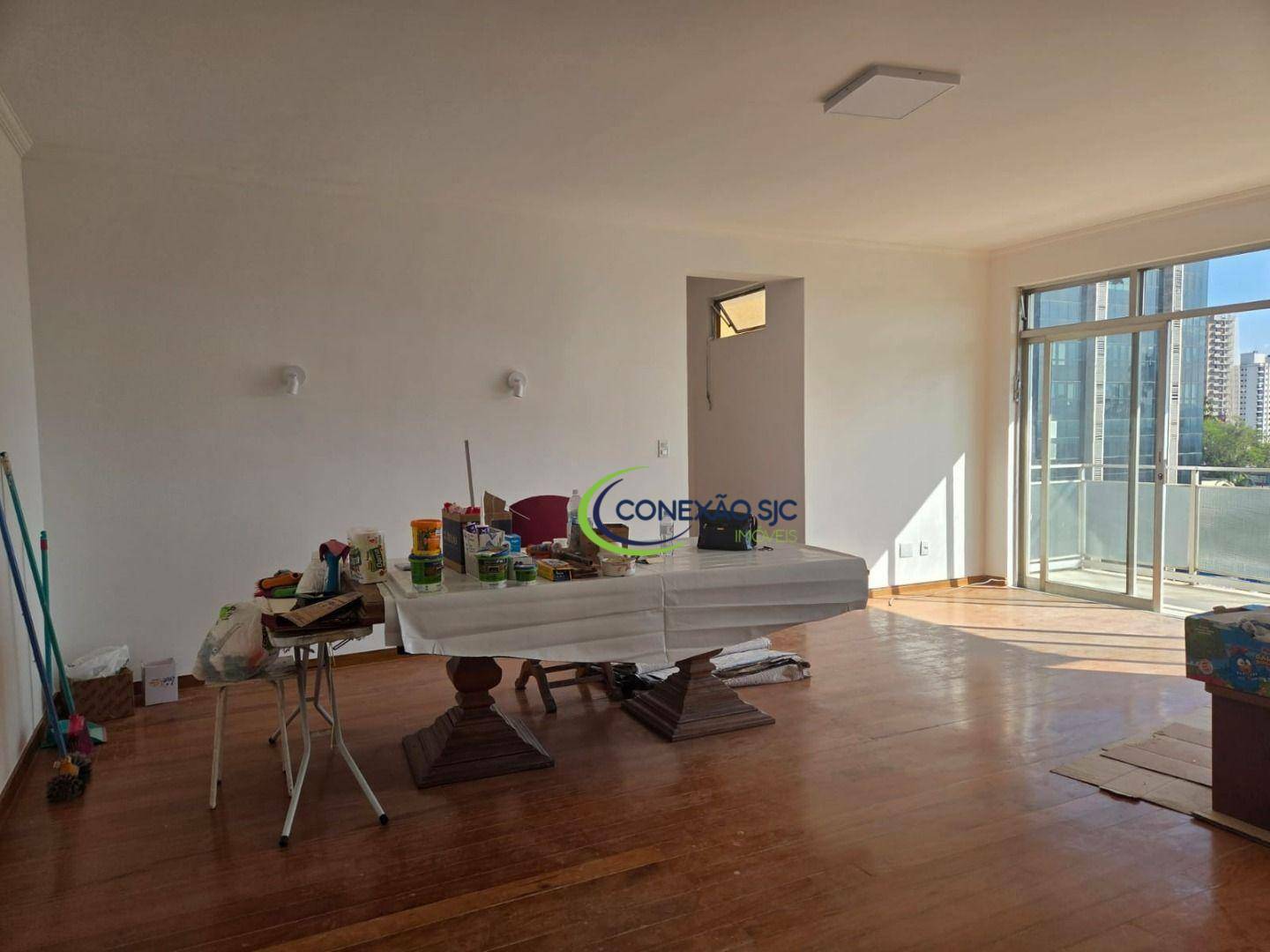Apartamento à venda com 4 quartos, 169m² - Foto 1