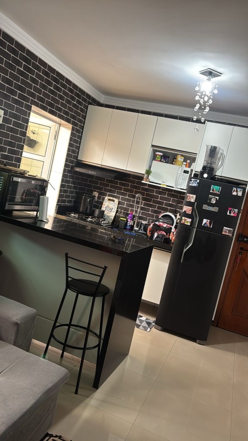 Apartamento à venda com 2 quartos, 50m² - Foto 4