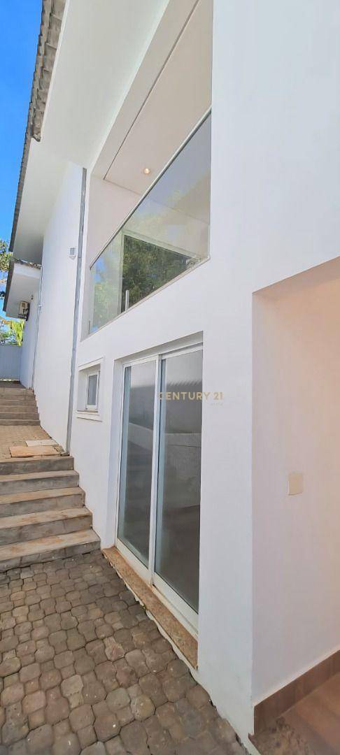 Casa de Condomínio para alugar com 3 quartos, 335m² - Foto 40