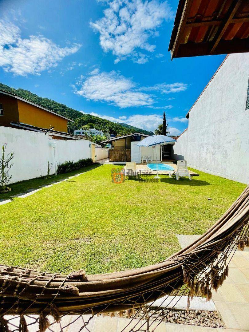 Casa à venda com 3 quartos, 108m² - Foto 11