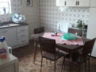Casa para alugar com 2 quartos, 100m² - Foto 4