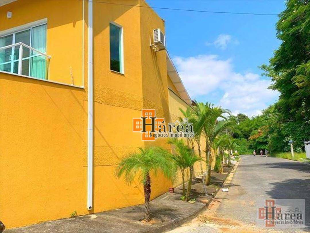 Casa para alugar com 3 quartos, 300m² - Foto 82
