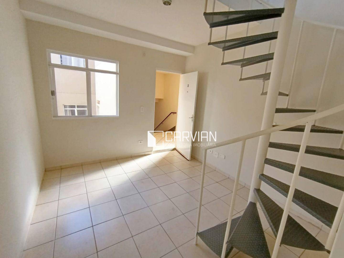 Apartamento à venda com 2 quartos, 90m² - Foto 1