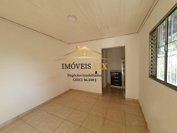 Chácara à venda com 6 quartos, 350m² - Foto 32