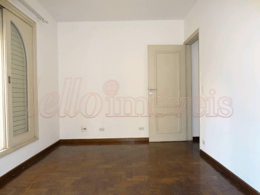 Apartamento para alugar com 3 quartos, 118m² - Foto 11