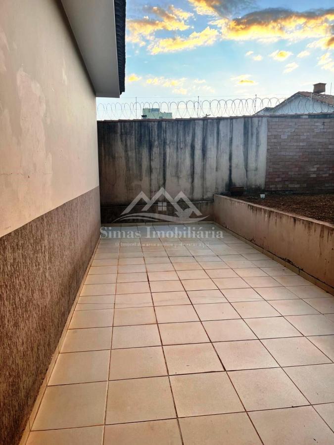 Casa à venda com 3 quartos, 348m² - Foto 24