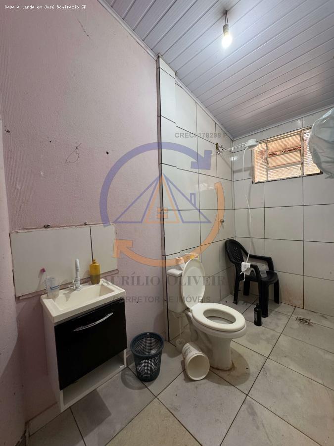 Casa à venda com 2 quartos, 219m² - Foto 8