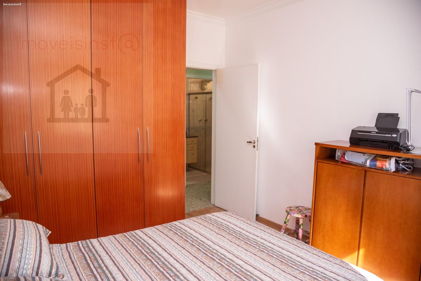 Casa de Condomínio à venda com 4 quartos, 298m² - Foto 9
