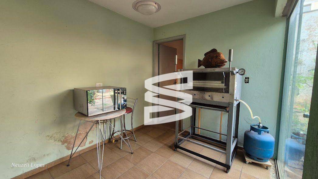 Casa à venda com 3 quartos, 349m² - Foto 29