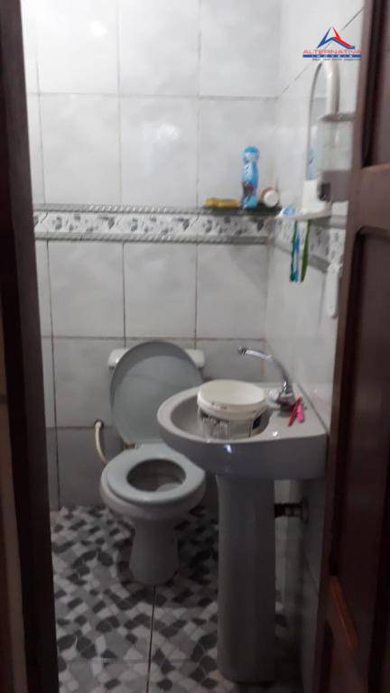Casa à venda com 4 quartos, 300m² - Foto 7
