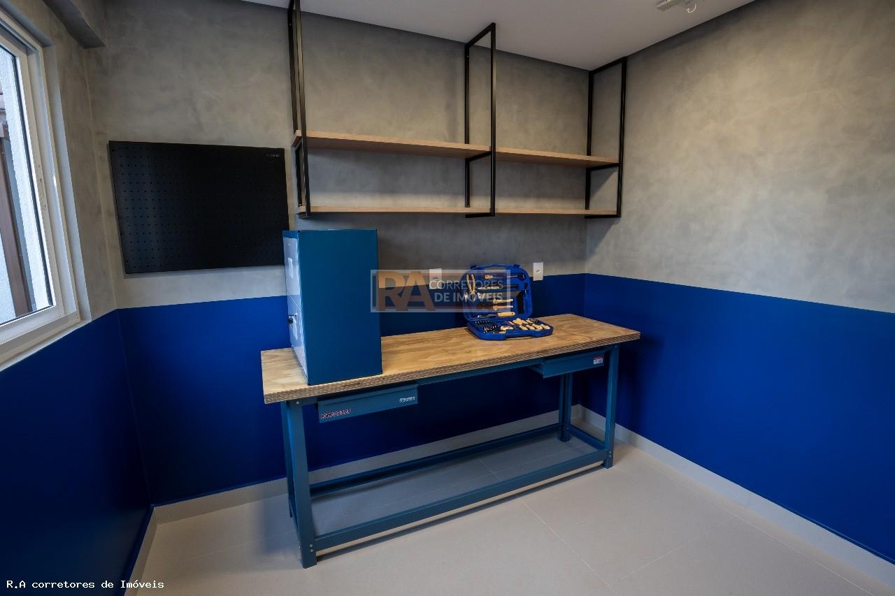 Apartamento à venda com 2 quartos, 55m² - Foto 11