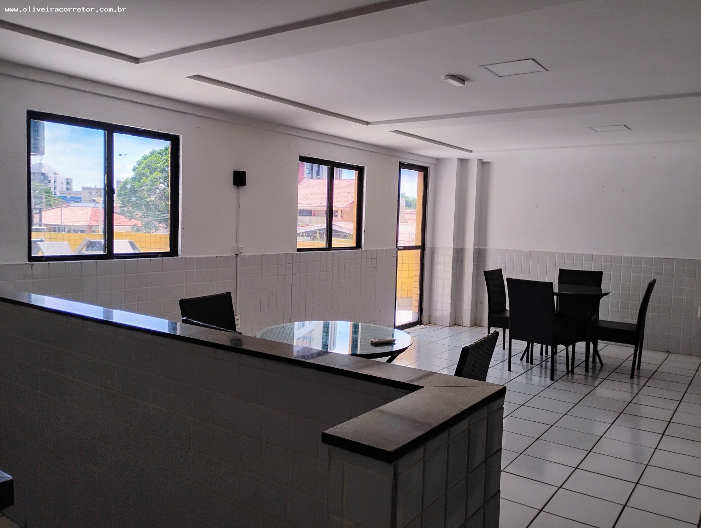 Apartamento para alugar com 2 quartos, 65m² - Foto 30