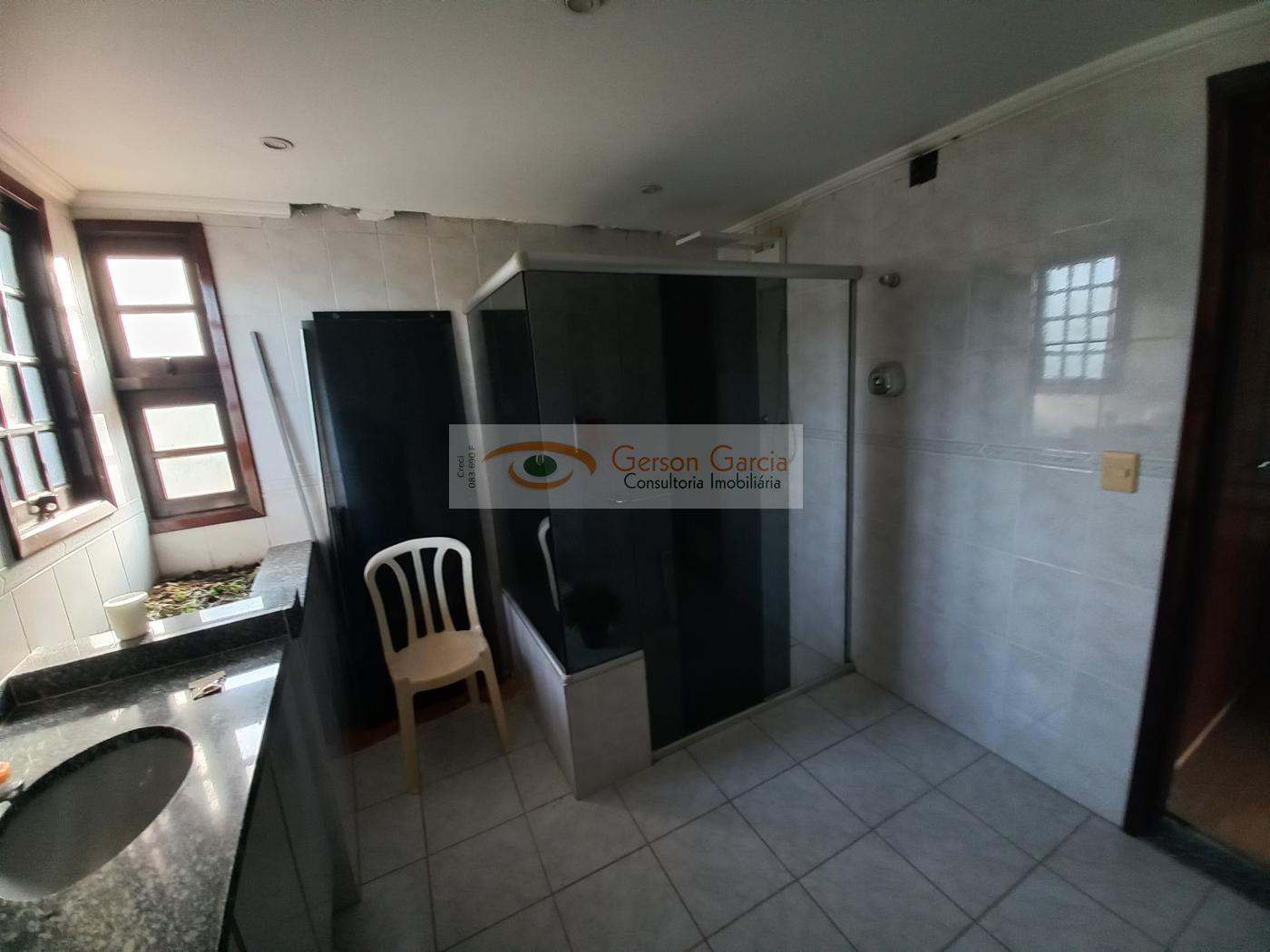Casa de Condomínio para alugar com 3 quartos, 370m² - Foto 6
