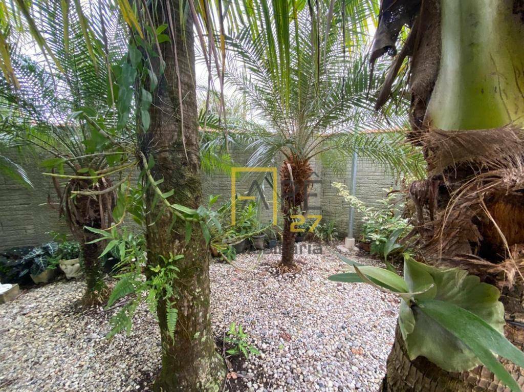 Casa à venda e aluguel com 4 quartos, 200m² - Foto 21