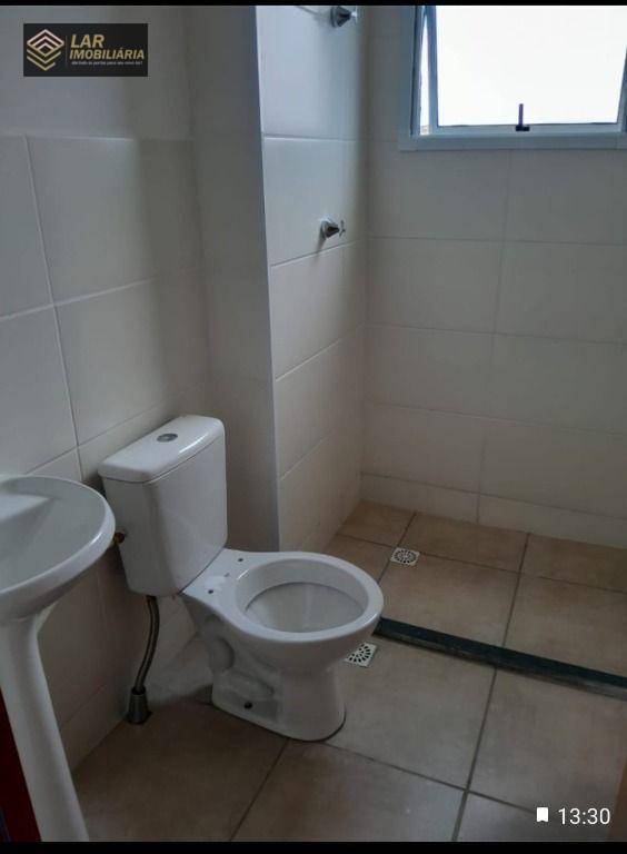 Apartamento à venda com 2 quartos, 42m² - Foto 3