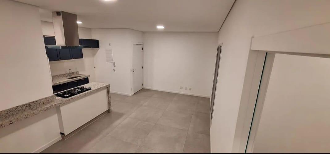 Apartamento à venda com 3 quartos, 122m² - Foto 2