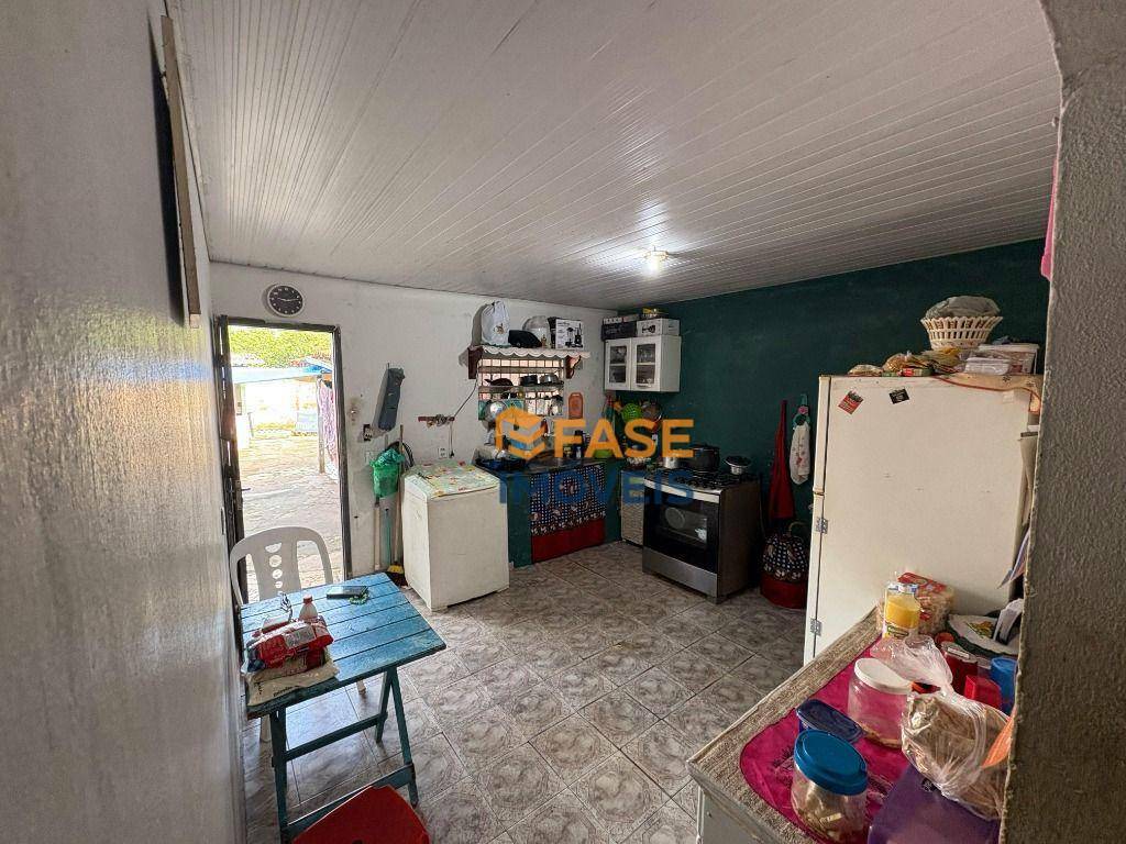 Casa à venda com 3 quartos, 82m² - Foto 7
