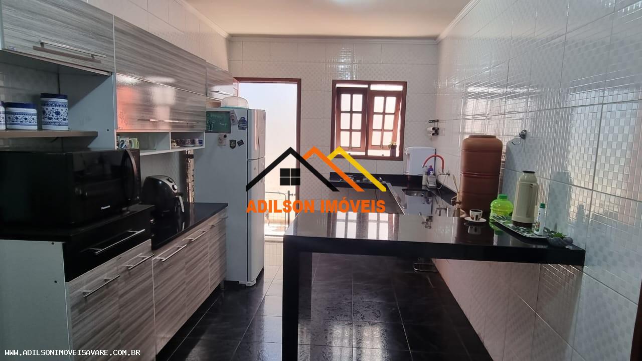 Casa à venda com 3 quartos, 150m² - Foto 3