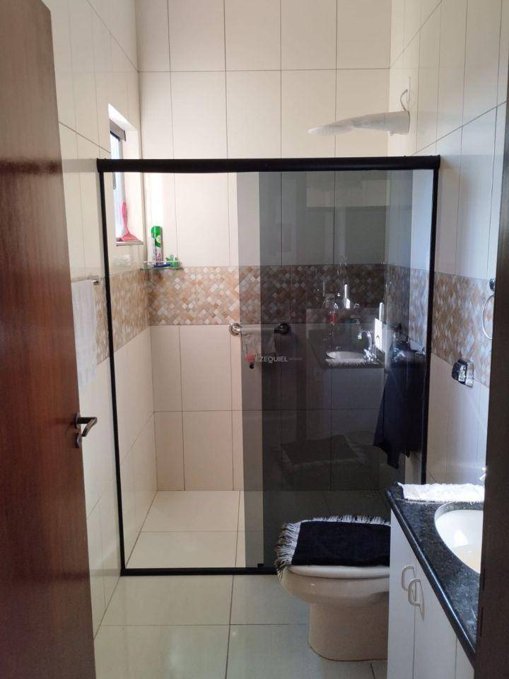 Casa à venda com 3 quartos, 177m² - Foto 16