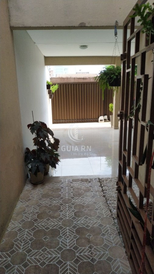 Casa à venda com 4 quartos, 200m² - Foto 7