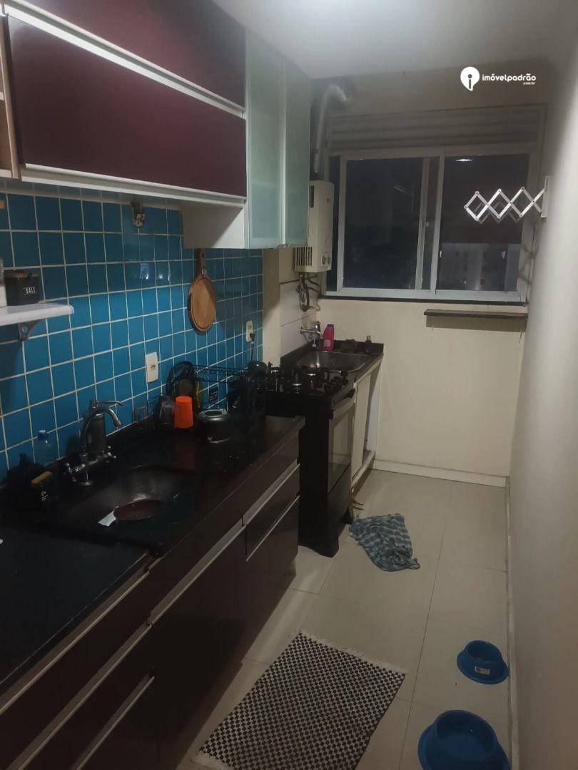 Apartamento à venda com 2 quartos, 63m² - Foto 13