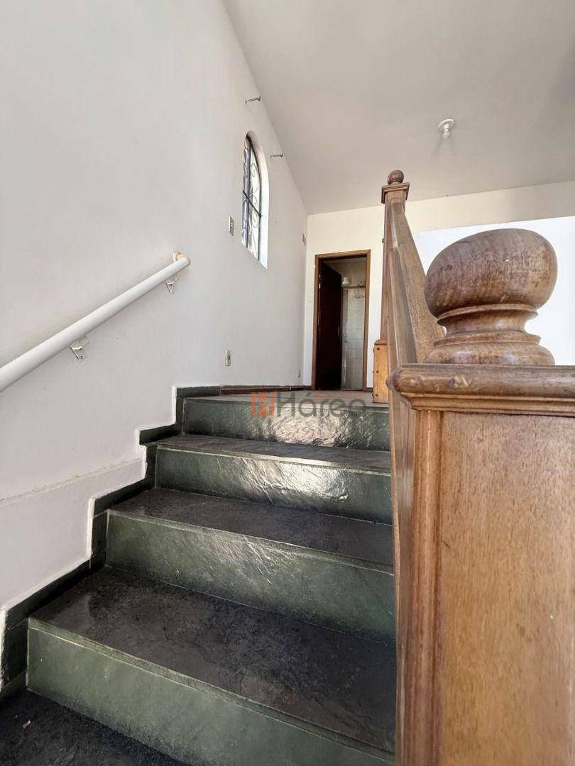 Sobrado à venda e aluguel com 5 quartos, 259m² - Foto 10
