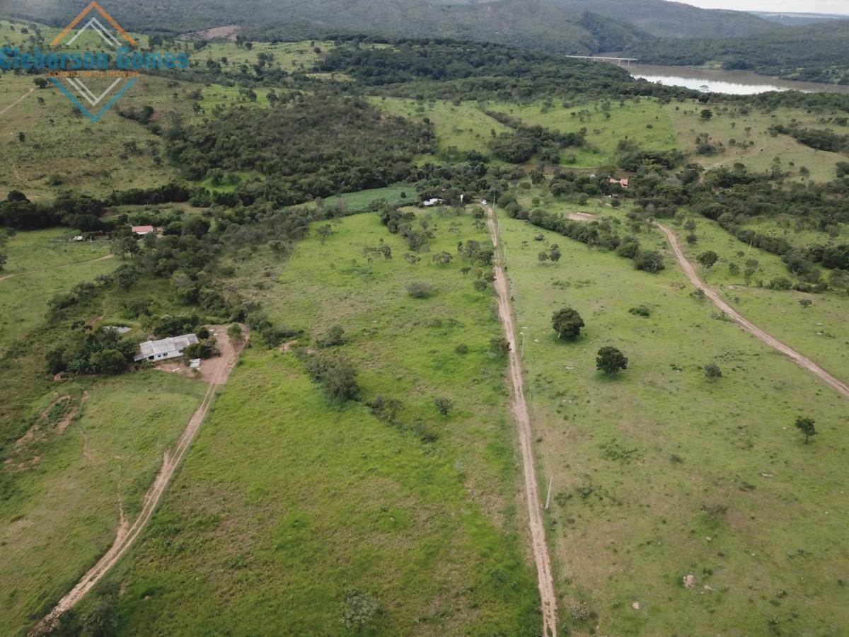 Chácara à venda com 3 quartos, 1m² - Foto 25