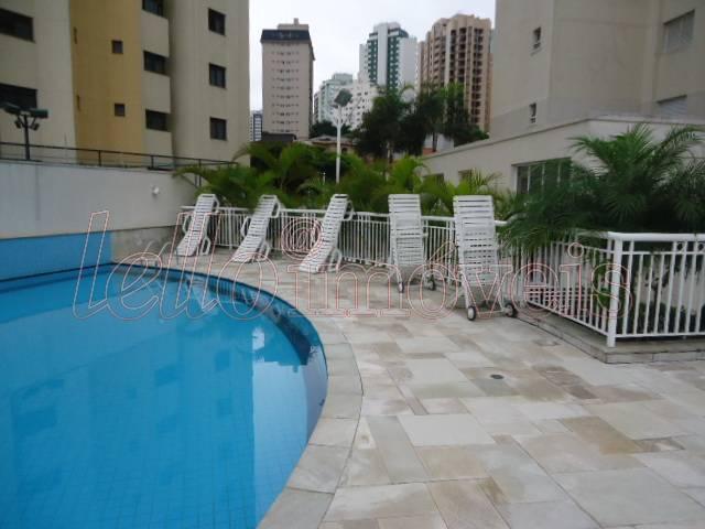 Apartamento para alugar com 3 quartos, 130m² - Foto 42
