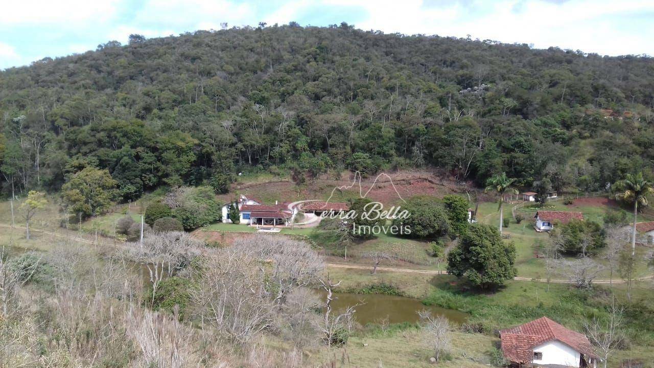 Fazenda à venda com 7 quartos, 400m² - Foto 2