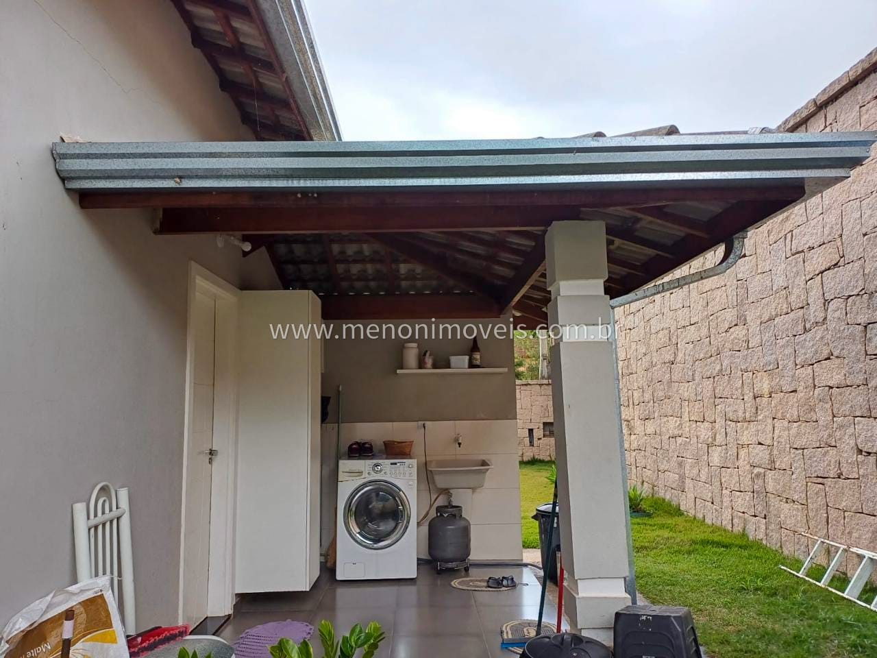 Casa à venda com 2 quartos, 850m² - Foto 10