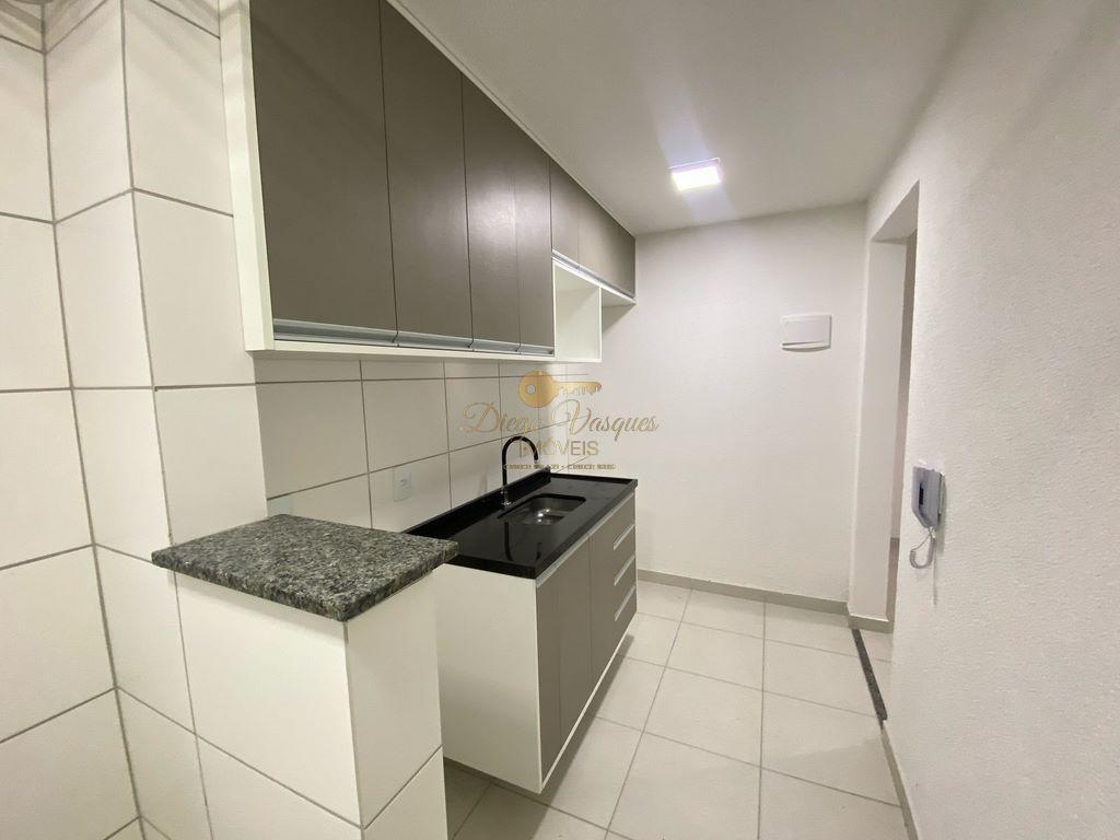 Apartamento para alugar com 2 quartos, 50m² - Foto 11