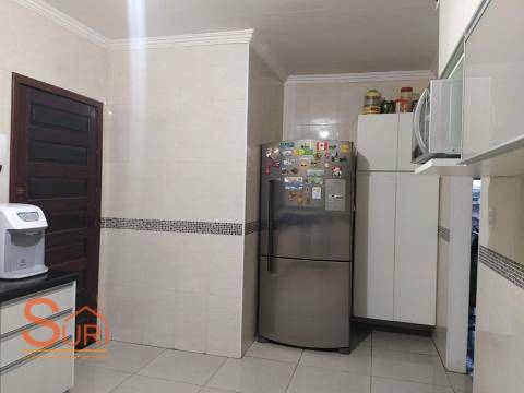 Casa à venda com 4 quartos, 262m² - Foto 13