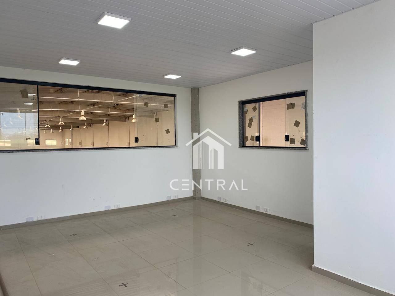 Depósito-Galpão-Armazém para alugar, 2600m² - Foto 6