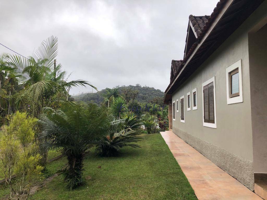 Sítio à venda com 6 quartos, 570m² - Foto 8