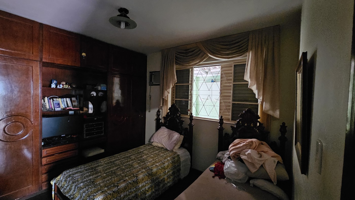 Casa à venda com 3 quartos, 221m² - Foto 12