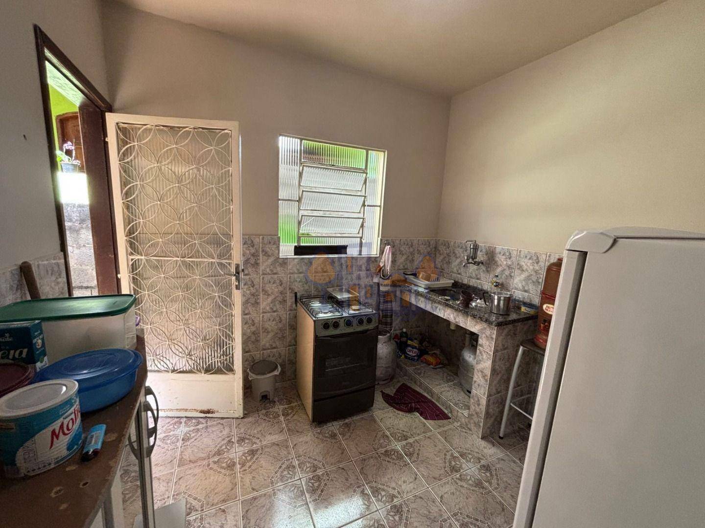 Casa à venda com 1 quarto, 33m² - Foto 3