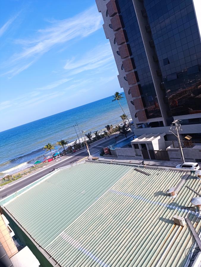 Apartamento à venda com 2 quartos, 70m² - Foto 9