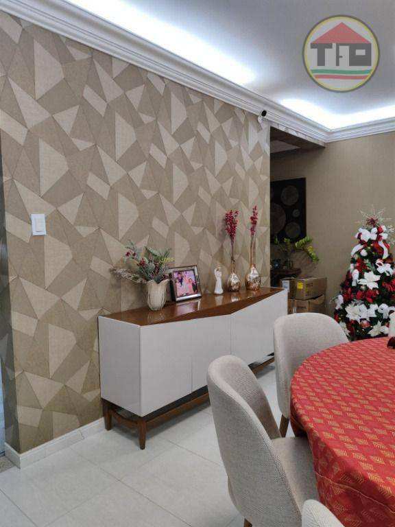 Apartamento à venda com 3 quartos, 140m² - Foto 4