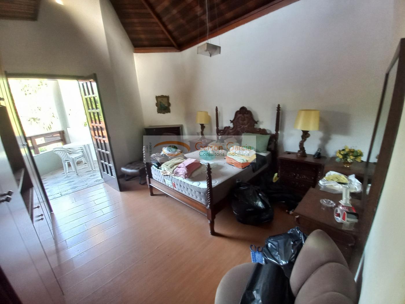 Casa de Condomínio para alugar com 3 quartos, 370m² - Foto 4