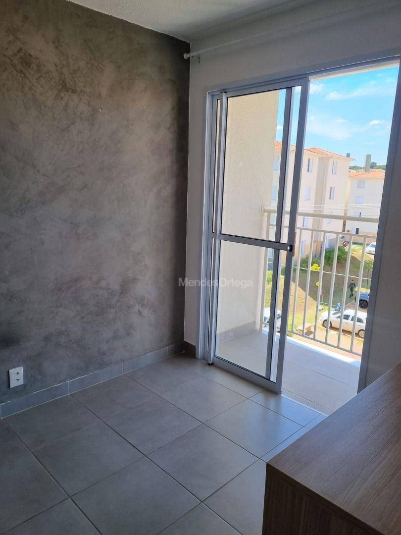Apartamento para alugar com 2 quartos, 47m² - Foto 5