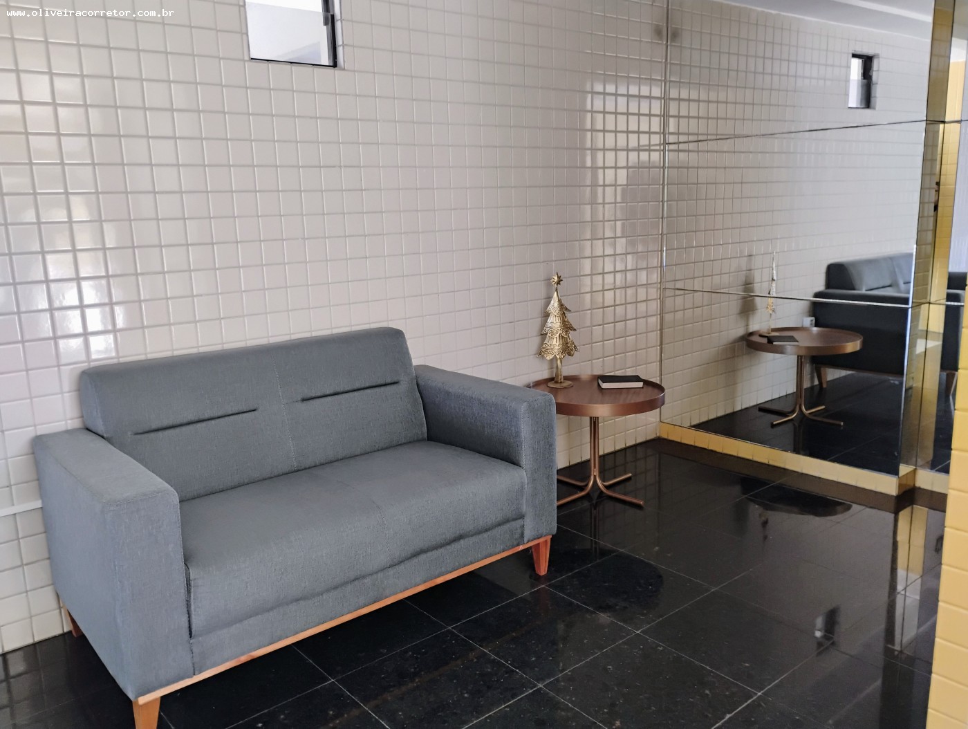 Apartamento para alugar com 2 quartos, 65m² - Foto 23