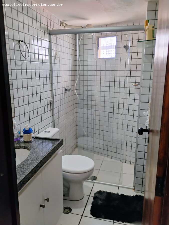 Apartamento para alugar com 2 quartos, 65m² - Foto 13